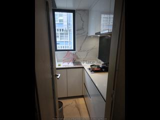 Sai Ying Pun - The Queens 04