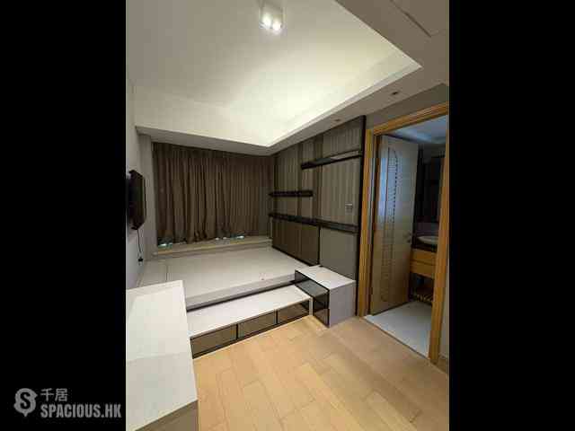 Kennedy Town - Cadogan 20