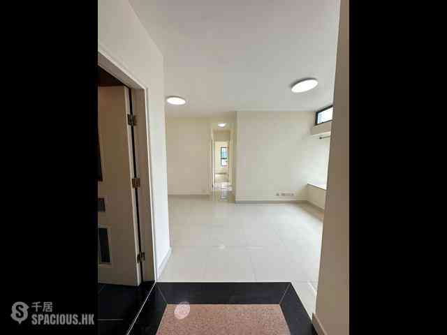Luen Wo Hui - Regentville Grand Regentville Block 7 01