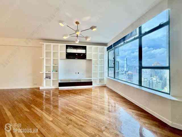 Mid Levels Central - Robinson Place 01