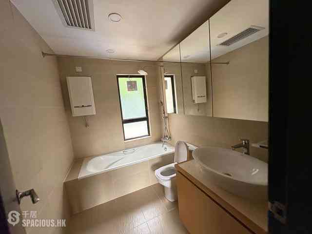 Repulse Bay - Ruby Court 04
