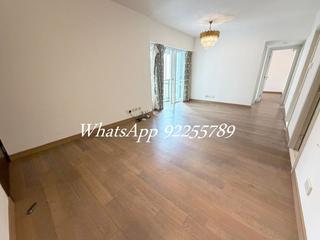 Soho - Centrestage 02