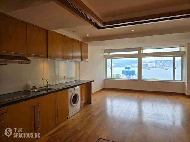 Sheung Wan - 76, Connaught Road West 01