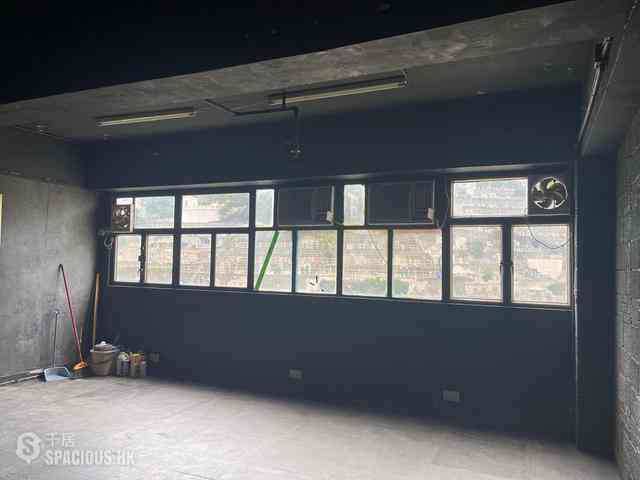 Aberdeen - Fullagar Industrial Building 01