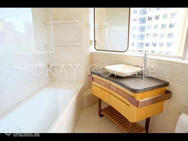 Kennedy Town - Cadogan 12