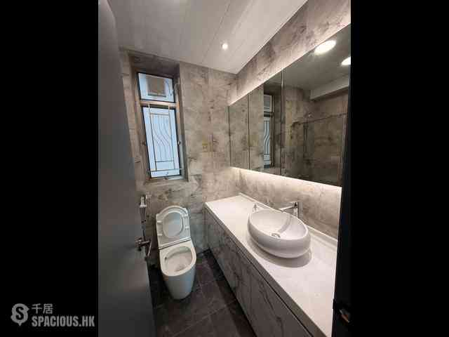 West Kowloon - Sorrento 06