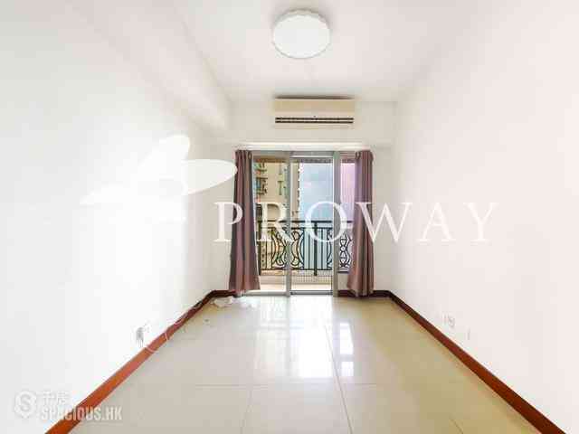 Kennedy Town - The Merton 01
