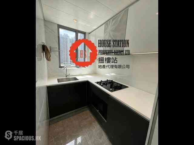 Tseung Kwan O - Capri Block 10A 02