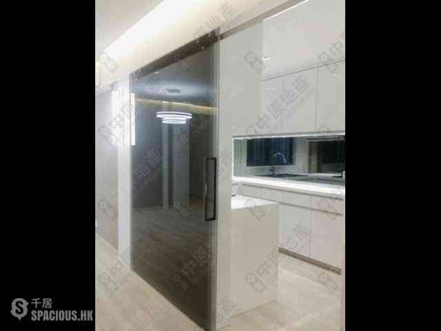 Mid Levels Central - Robinson Place 04