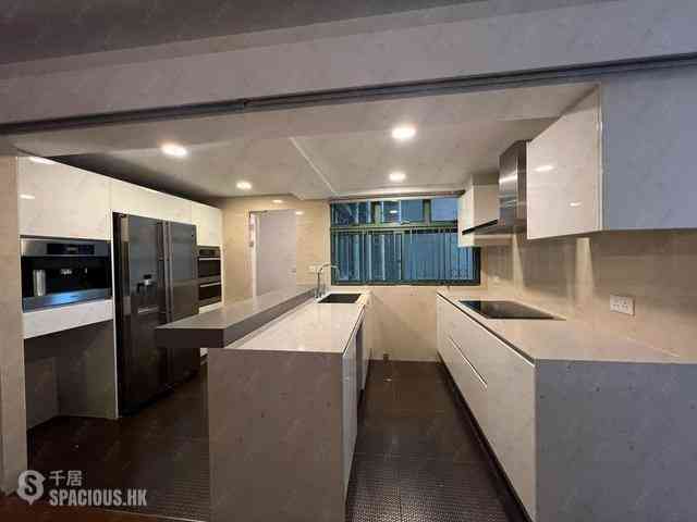 Mid Levels Central - Robinson Place 11