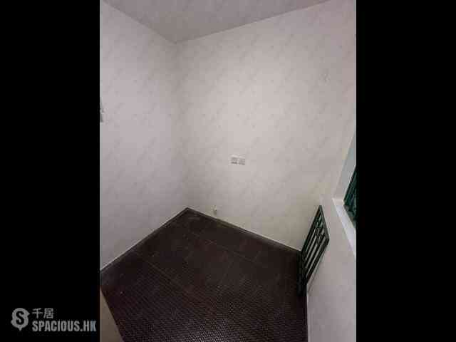 Mid Levels Central - Robinson Place 13