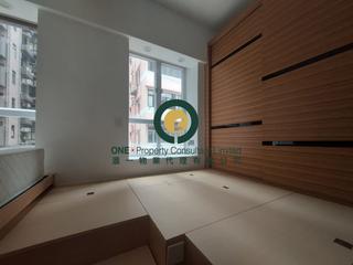 Sai Ying Pun - Shun Tai Building 08
