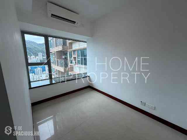 Kennedy Town - The Merton 03