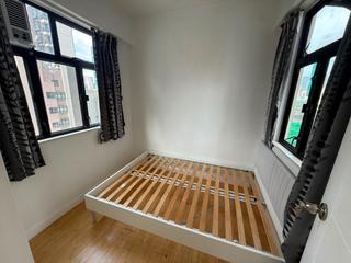 Sai Ying Pun - Tak Lee Building 03