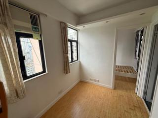 Sai Ying Pun - Tak Lee Building 05
