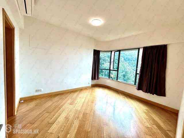 Mid Levels Central - Hillsborough Court Block 4 07