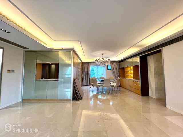 Mid Levels Central - Birchwood Place 03
