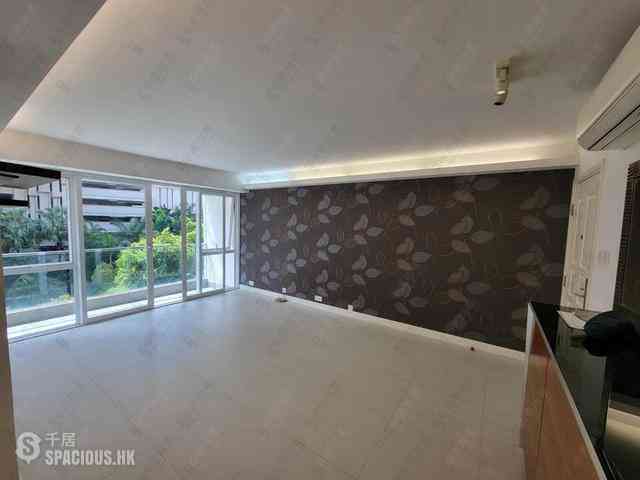 Wan Chai - Phoenix Court Block 3 01