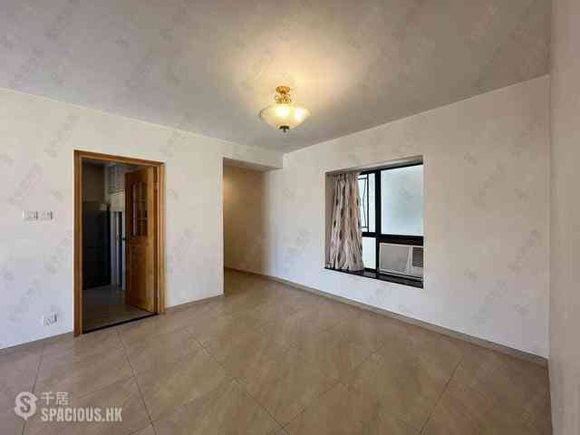 Mid Levels Central - The Grand Panorama Block 2 06