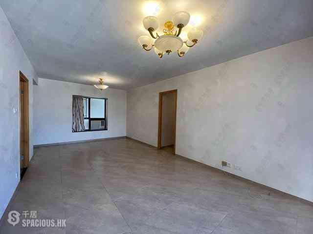 Mid Levels Central - The Grand Panorama Block 2 07