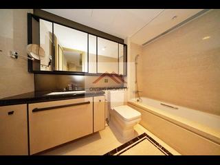 Mid Levels Central - 3, MacDonnell Road 05