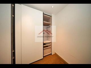 Mid Levels Central - 3, MacDonnell Road 06
