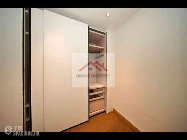 Mid Levels Central - 3, MacDonnell Road 06