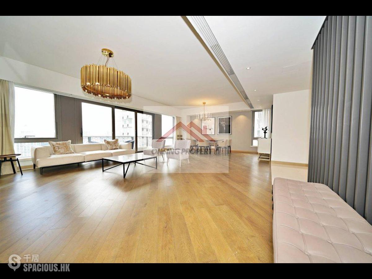 Mid Levels Central - 3, MacDonnell Road 01