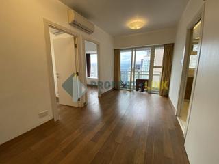 Soho - Centrestage 03