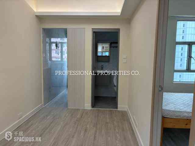 Wan Chai - Eastman Court 01