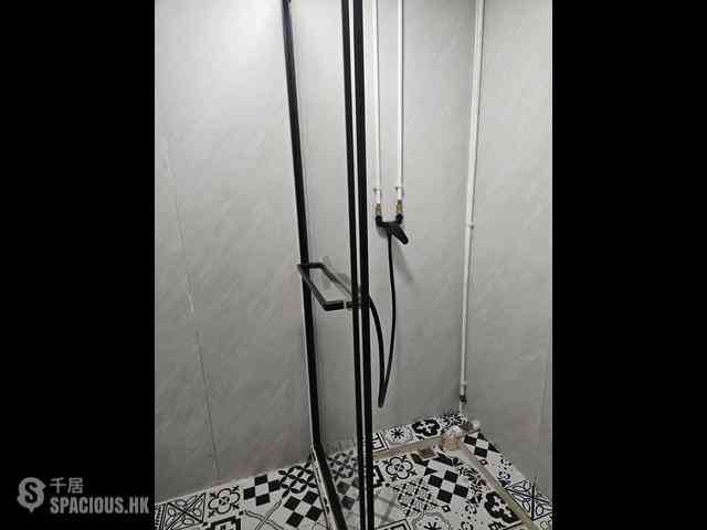 Wan Chai - King Sing Mansion 05