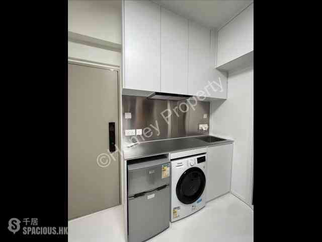 Kennedy Town - Greenview Court 03
