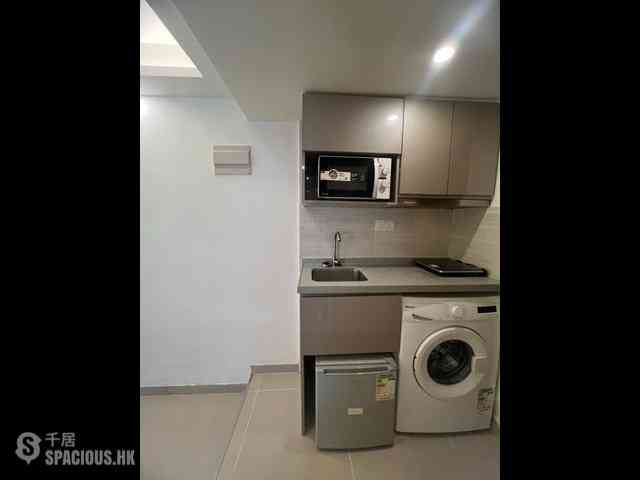 Wan Chai - Cheong Hong Mansion 04