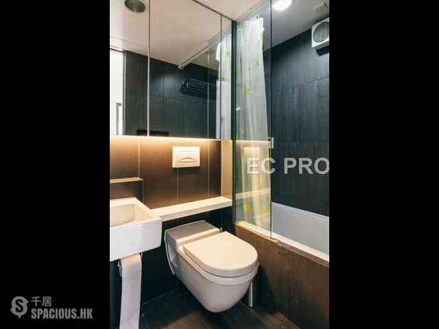 Wan Chai - The Oakhill 09
