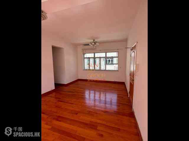 Happy Valley - 21-25, Green Lane 03