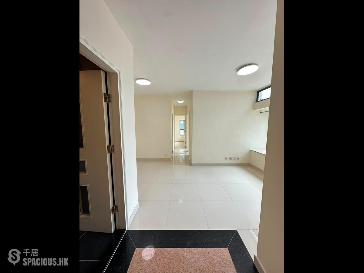 Luen Wo Hui - Regentville Grand Regentville Block 7 01