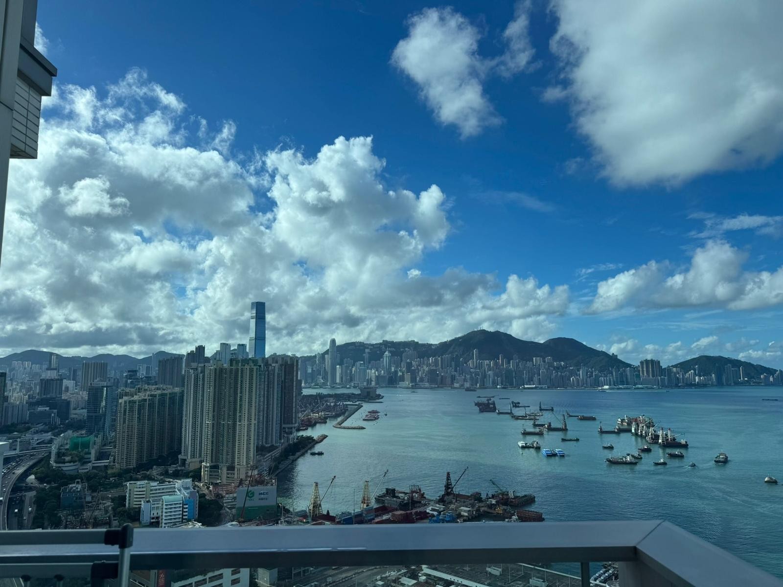 Sham Shui Po - Cullinan West Phase 5 Cullinan West III Tower 6 01