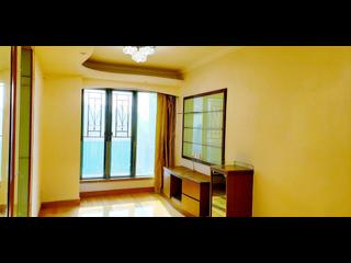 Sheung Wan - Queen's Terrace Block 1 06
