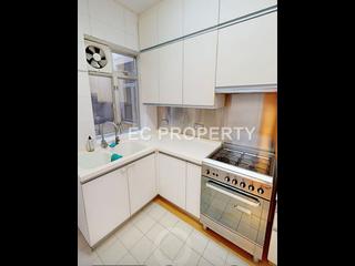 Mid Levels Central - 6B-6E, Bowen Road 03