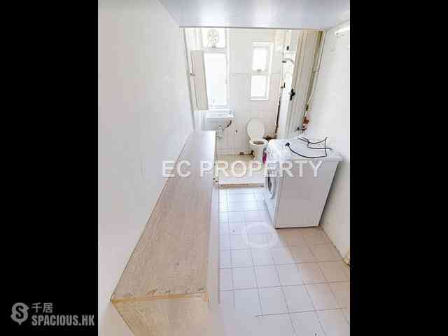 Mid Levels Central - 6B-6E, Bowen Road 08