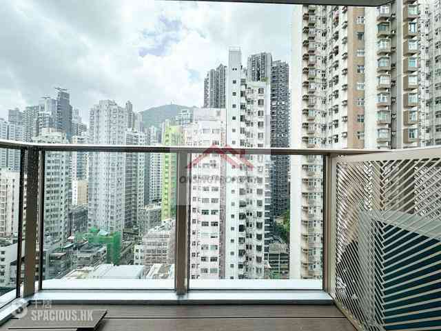 Sai Ying Pun - Des Voeux W Residence 01