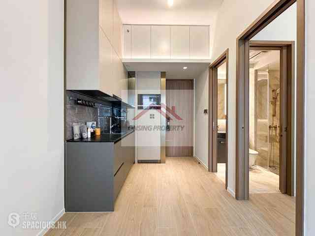 Sai Ying Pun - Des Voeux W Residence 03