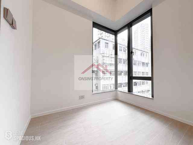 Sai Ying Pun - Des Voeux W Residence 03