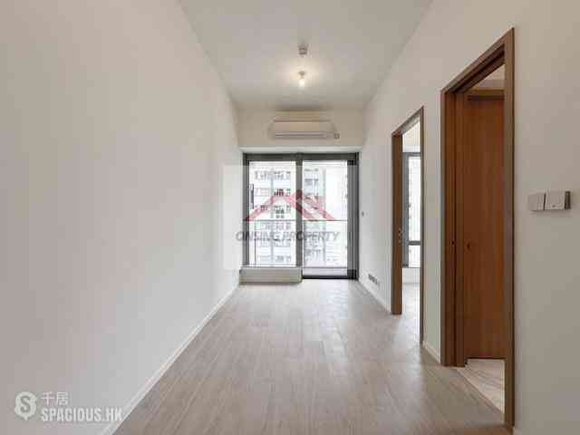 Sai Ying Pun - Des Voeux W Residence 02