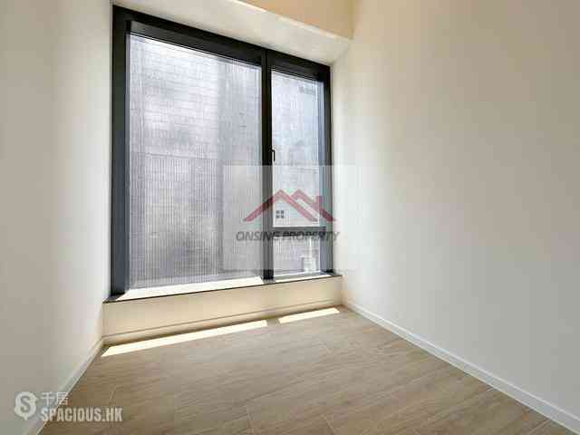 Sai Ying Pun - Des Voeux W Residence 07