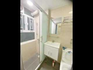 Causeway Bay - Po Wing Building Block 108-120 Percival Street 06