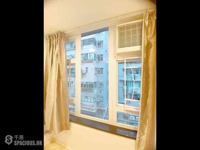 Causeway Bay - Po Wing Building Block 108-120 Percival Street 07
