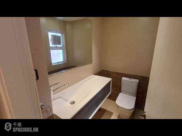 Repulse Bay - Ruby Court 07