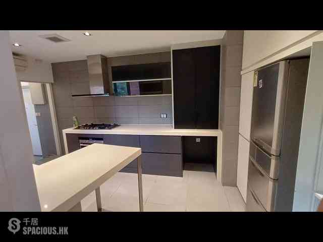 Repulse Bay - Ruby Court 09