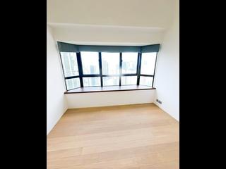 Mid Levels East - Bowen Place 11